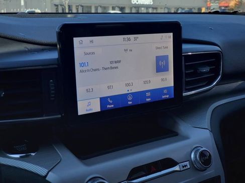 Used 2023 Ford Explorer XLT w/ Equipment Group 202A image 18