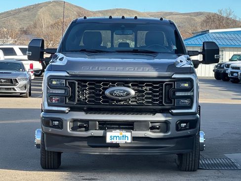 Used 2023 Ford F350 Platinum AWD/4WD image 10