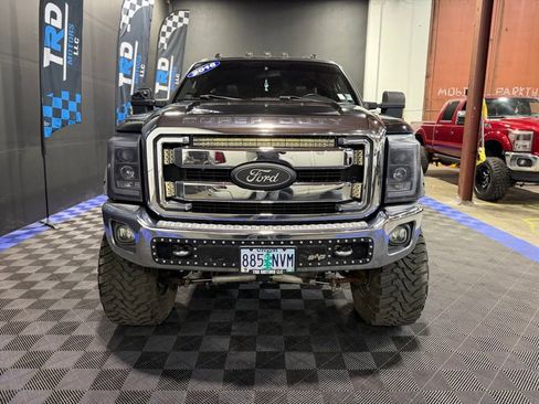 Used 2016 Ford F250 Lariat w/ Chrome Package AWD/4WD image 7