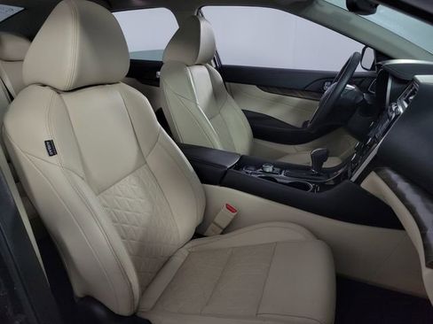 Used 2017 Nissan Maxima Platinum FWD image 17
