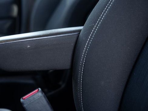 Used 2023 Chrysler Voyager LX FWD image 26