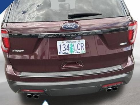 Used 2018 Ford Explorer Sport w/ Equipment Group 401A AWD/4WD image 8