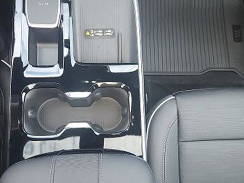 New 2026 Buick Enclave Sport Touring w/ Power Package image 16