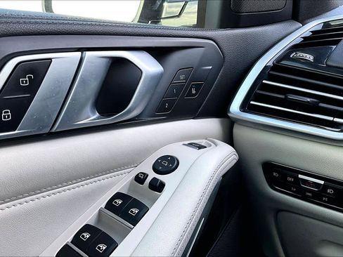 Used 2020 BMW X5 sDrive40i w/ Premium Package image 35