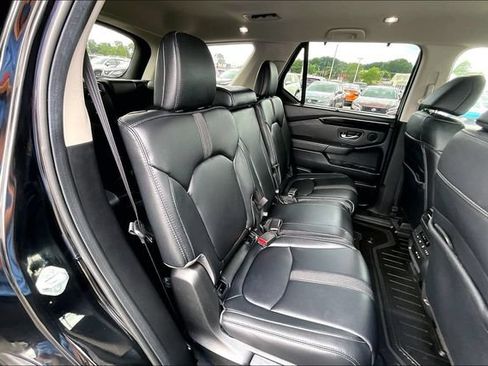 Used 2025 Honda Pilot EX-L image 20