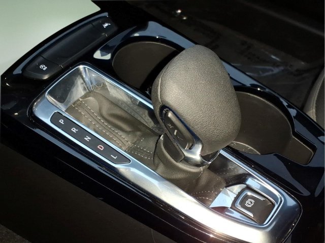 Used 2024 Chevrolet Trax ACTIV w/ Sunroof Package FWD image 23