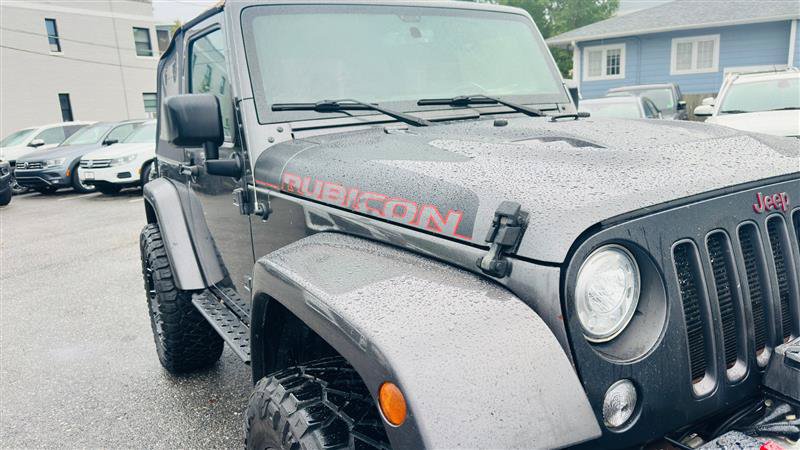 Used 2018 Jeep Wrangler Rubicon AWD/4WD image 12