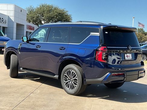 New 2026 Nissan Armada SL image 7