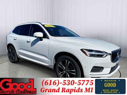 Used 2019 Volvo XC60 T5 Momentum w/ Premium Package