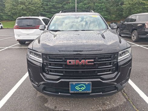 Certified 2023 GMC Acadia SLT w/ Elevation Edition AWD/4WD image 2