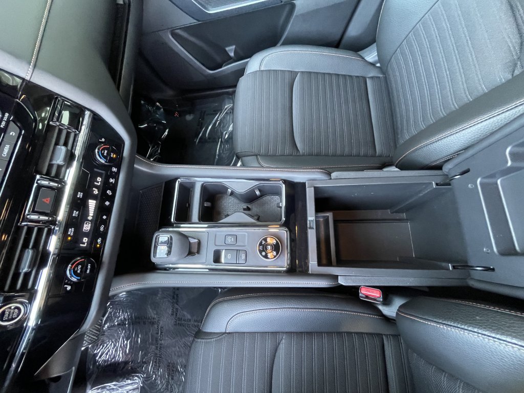 Used 2024 Nissan Pathfinder Rock Creek AWD/4WD image 45