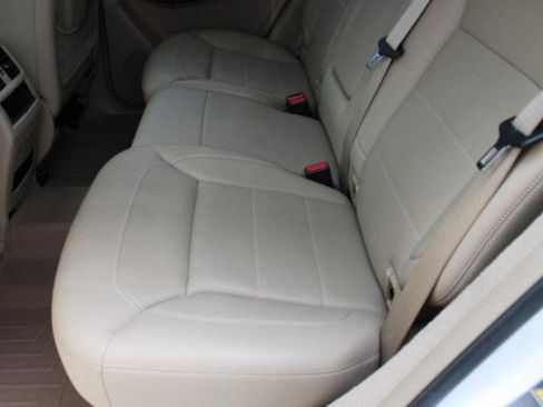 Used 2015 Mercedes-Benz ML 350 2WD image 27