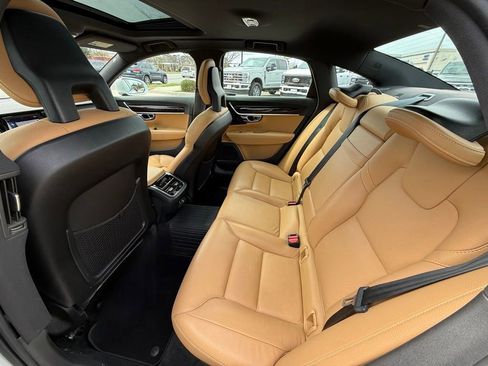 Used 2017 Volvo S90 T6 Momentum w/ Vision Package image 20