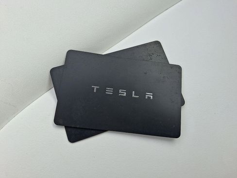 Used 2020 Tesla Model Y Performance image 24