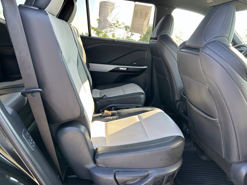 Used 2024 Lexus TX 500h AWD w/ Technology Package image 28