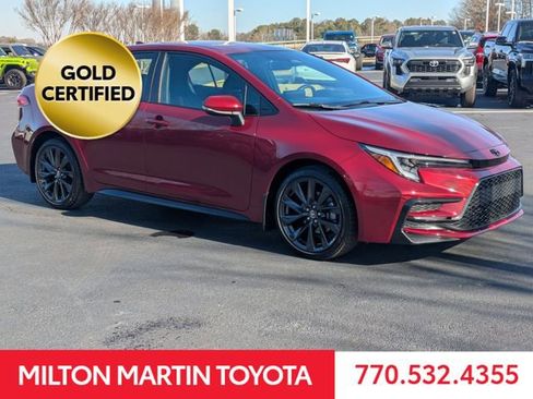 Certified 2025 Toyota Corolla SE image 2