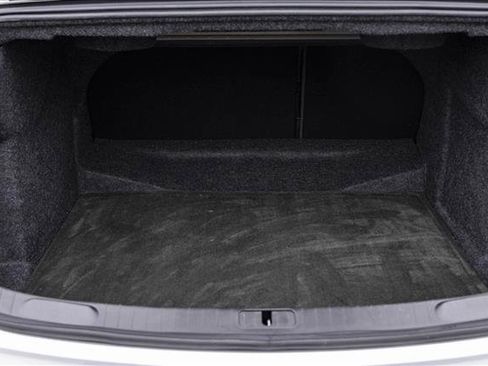 Used 2016 Chevrolet Impala LTZ w/ Enhanced Convenience Package image 25