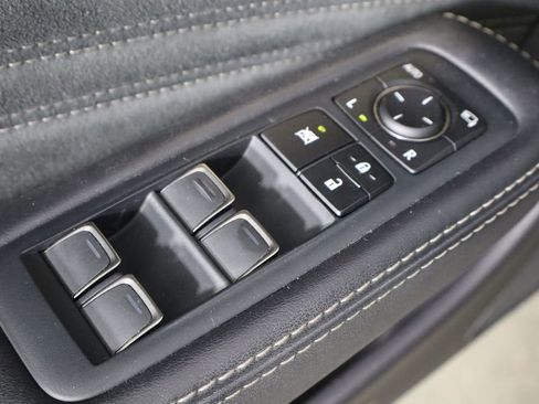 Used 2019 Lexus LS 500 AWD w/ Accessory Package (Z2) image 20