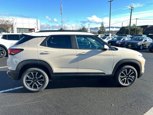 New 2026 Chevrolet TrailBlazer ACTIV w/ Convenience Package image 5