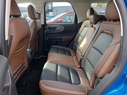 Certified 2025 Ford Bronco Sport Outer Banks w/ Outer Banks Tech Package+ image 10