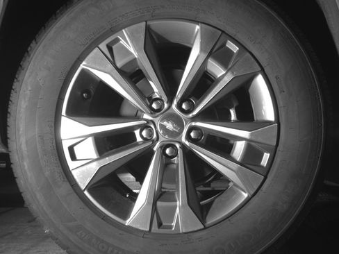 Used 2025 Chevrolet Equinox LT image 15