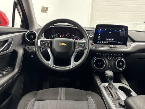 Used 2023 Chevrolet Blazer LT FWD image 20