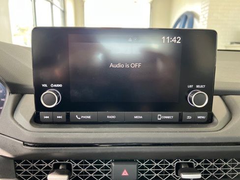 Used 2024 Honda Accord EX image 24