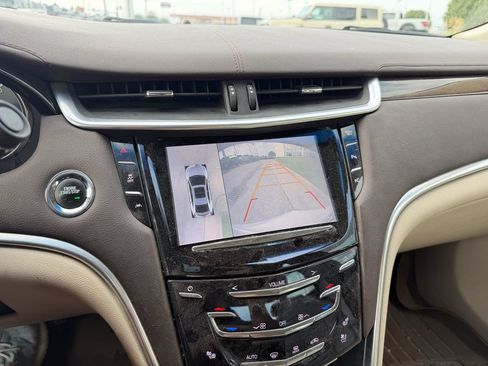 Used 2016 Cadillac XTS Premium FWD image 20