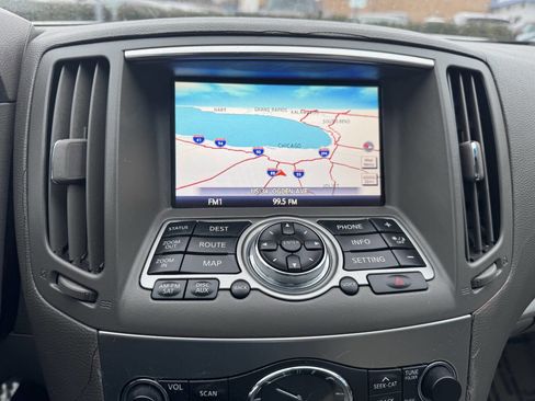 Used 2011 INFINITI G37 x w/ Premium Pkg image 14