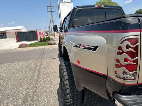 Used 2000 Ford F350 Lariat image 20