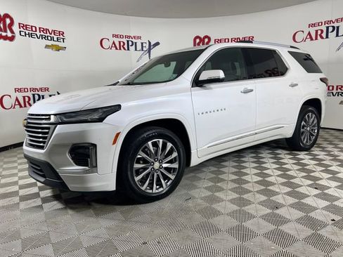 Used 2022 Chevrolet Traverse Premier w/ LPO, Cargo Package image 4