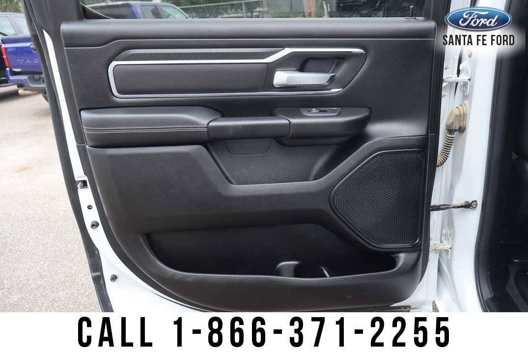 Used 2025 RAM 1500 Big Horn AWD/4WD image 16