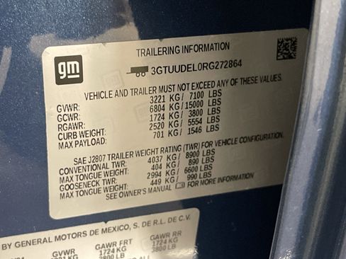 Used 2024 GMC Sierra 1500 SLT w/ SLT Premium Plus Package image 28