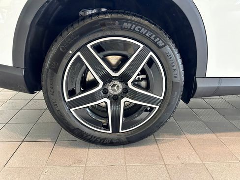 New 2026 Mercedes-Benz GLC 300 4MATIC image 16