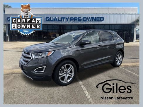 Used 2018 Ford Edge Titanium w/ Technology Package FWD image 1