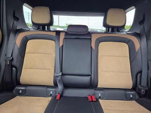 New 2026 Chevrolet Equinox ACTIV FWD image 11