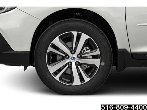 Used 2018 Subaru Outback 2.5i Limited AWD/4WD image 15