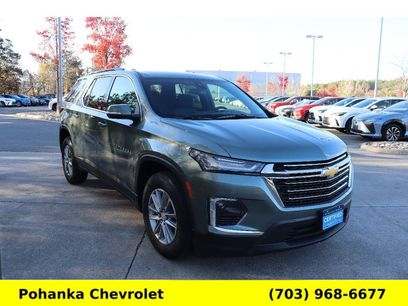 Used 2023 Chevrolet Traverse LT