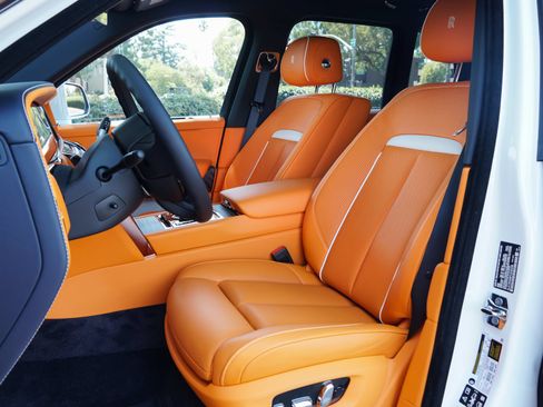 New 2026 Rolls-Royce Cullinan AWD/4WD image 20