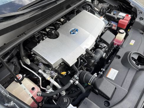 Used 2018 Toyota Prius Two w/ Prius Two Safety Plus Package FWD image 16