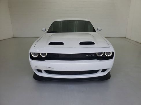 Used 2023 Dodge Challenger SRT Hellcat image 3