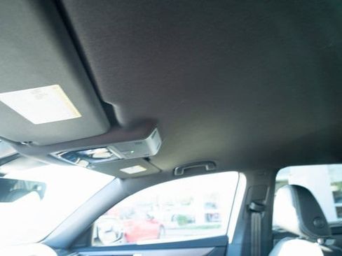 New 2026 Volkswagen Atlas Cross Sport SE image 18