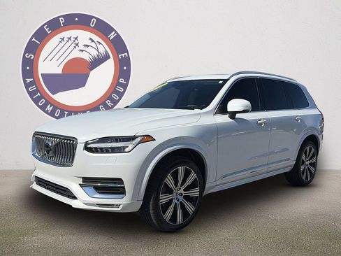 Used 2021 Volvo XC90 T6 Inscription w/ Protection Package Premier AWD/4WD image 2