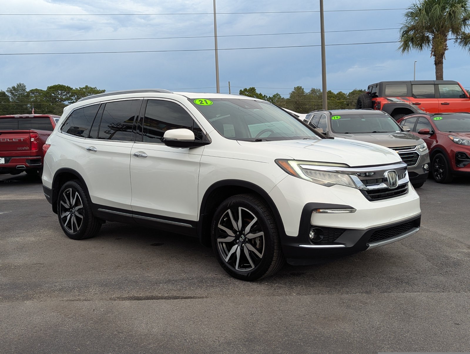 Used 2021 Honda Pilot Touring image 2