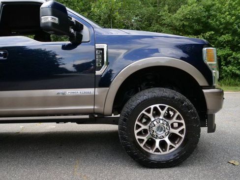 Used 2022 Ford F250 King Ranch w/ King Ranch Ultimate Package AWD/4WD image 46