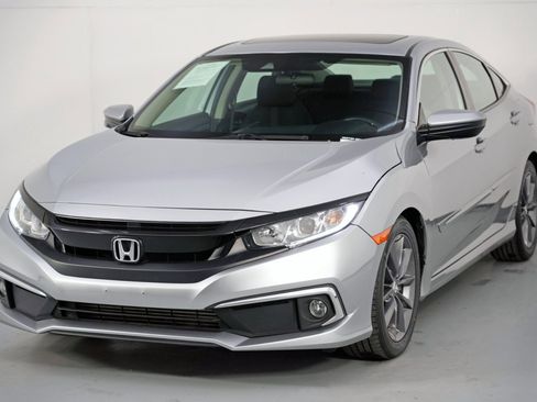 Used 2020 Honda Civic EX image 43
