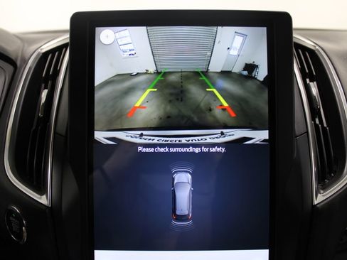 Used 2022 Ford Edge Titanium image 51