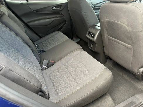 Used 2023 Chevrolet Equinox LT w/ Driver Convenience Package AWD/4WD image 9
