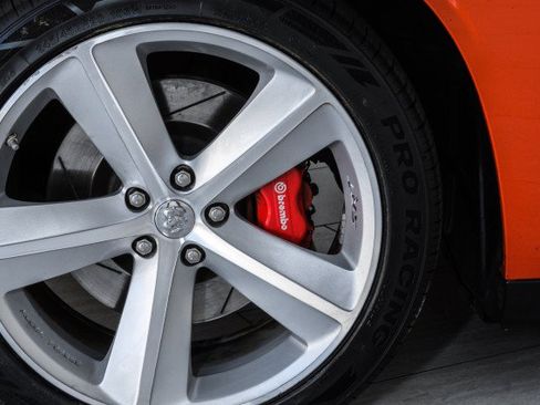 Used 2009 Dodge Challenger SRT8 w/ SRT Option Group II RWD image 55
