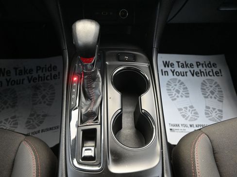 Used 2022 Chevrolet Equinox RS image 19